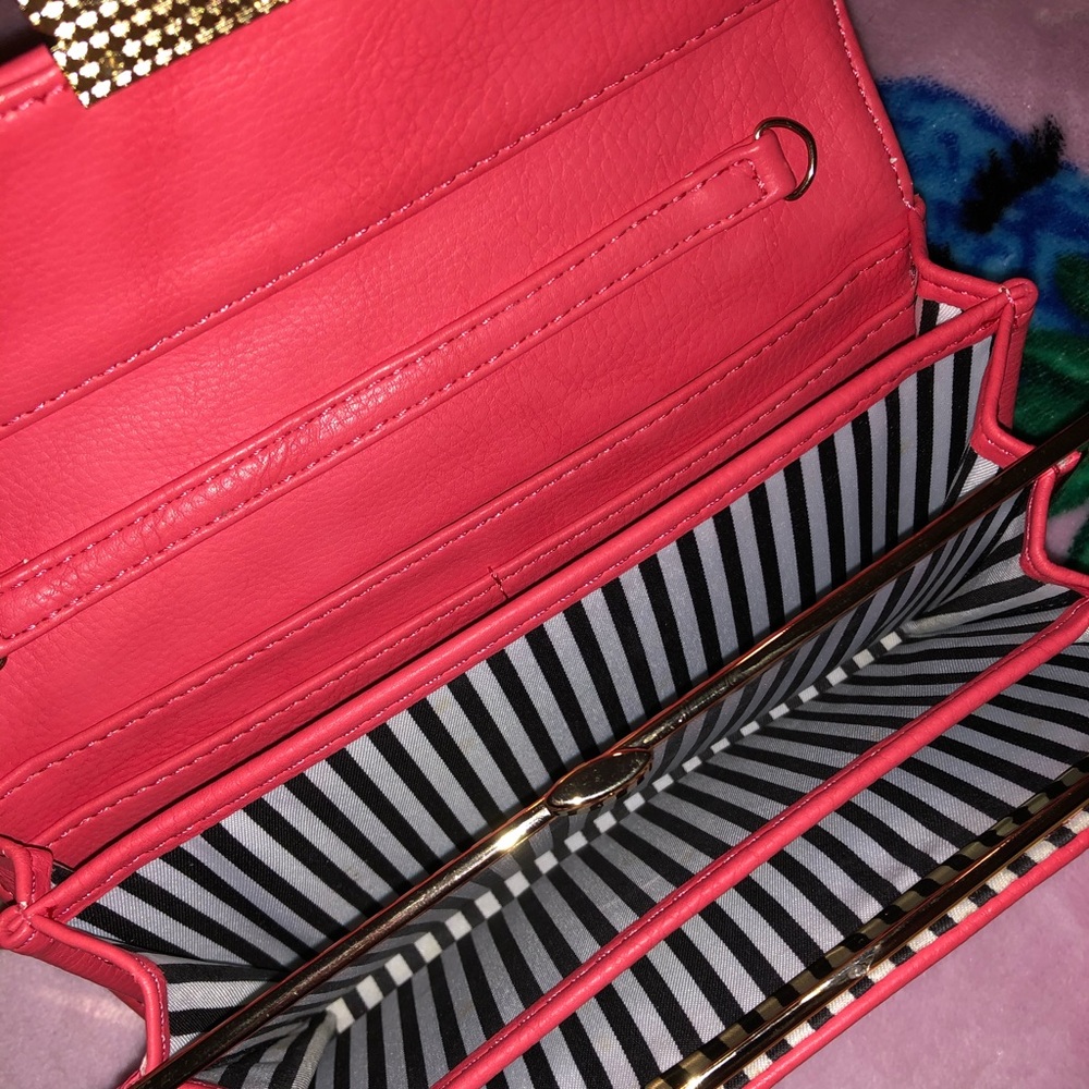 Wallet - Picture 2 of 4